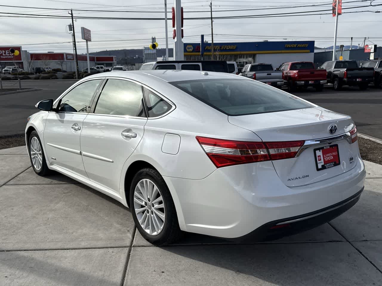 Thumbnail: 2015 Toyota Avalon - 5
