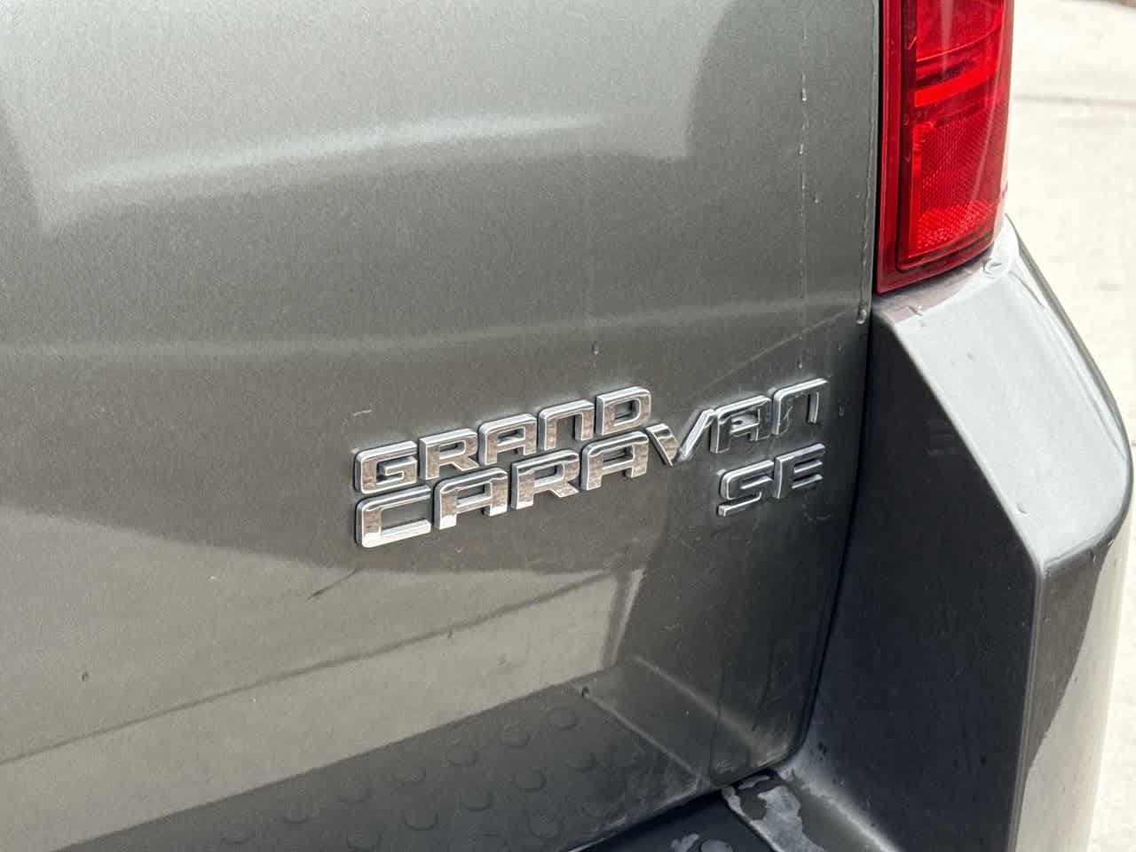 Thumbnail: 2010 Dodge Grand Caravan - 9