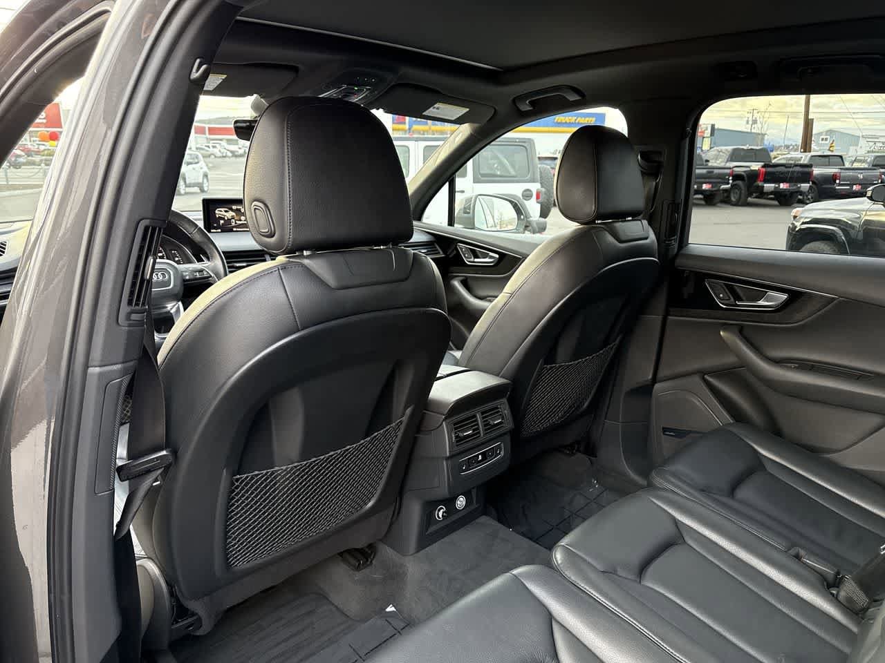 Thumbnail: 2019 Audi Q7 - 14