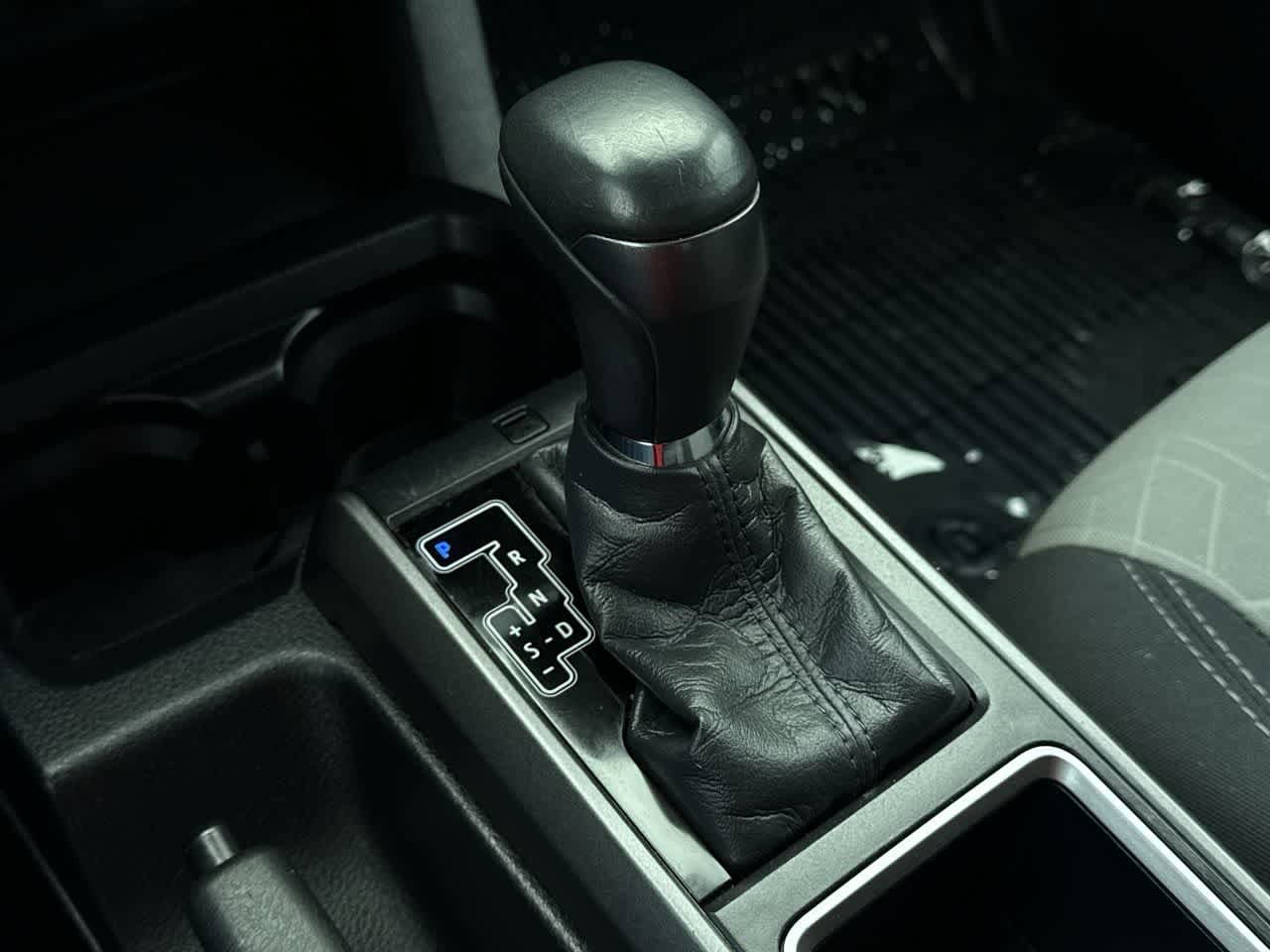 Thumbnail: 2021 Toyota Tacoma - 20