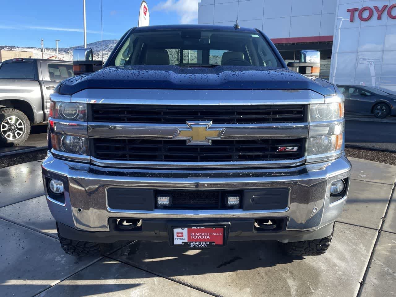 Thumbnail: 2015 Chevrolet Silverado 2500 - 3