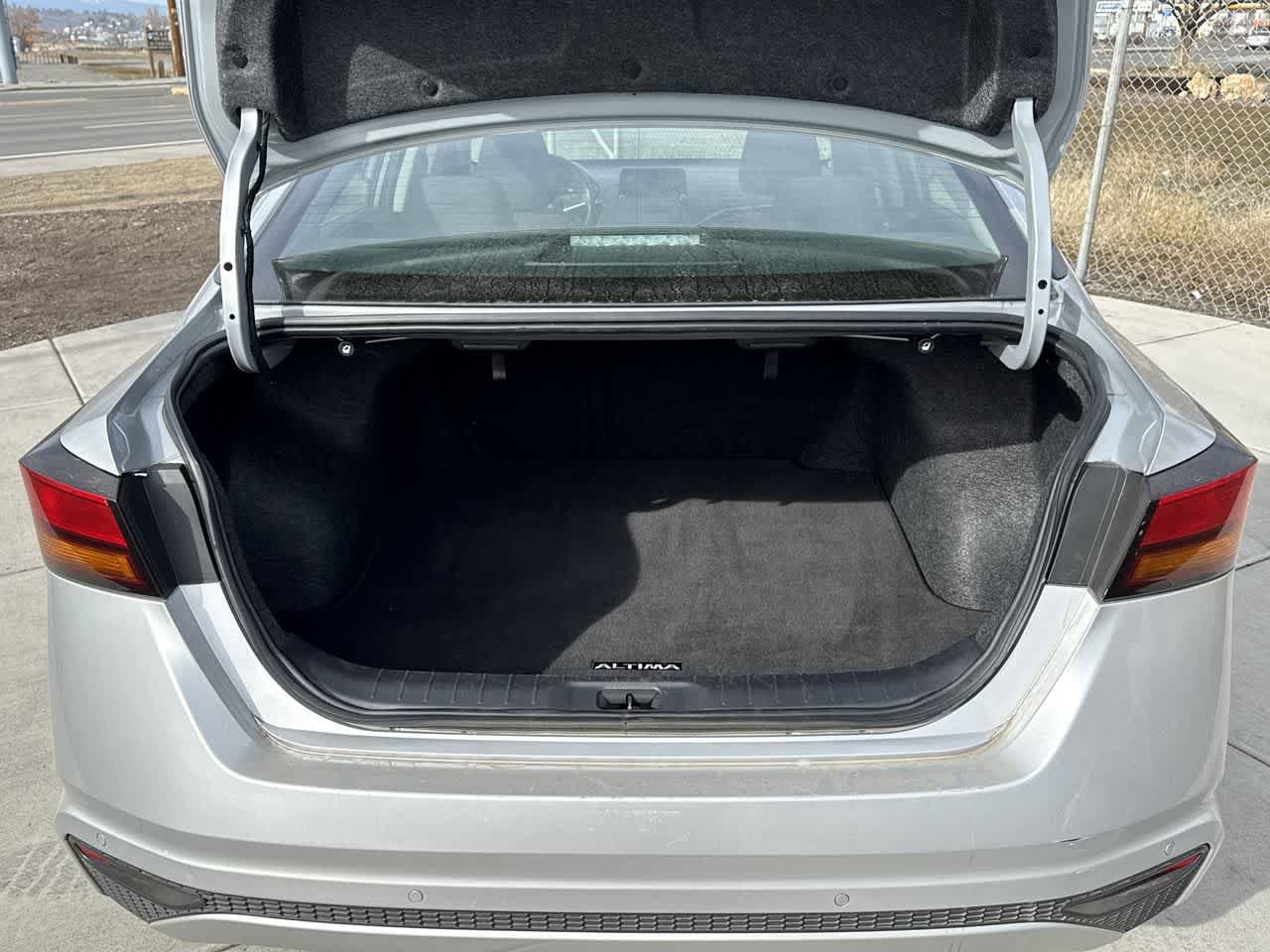 Thumbnail: 2024 Nissan Altima - 6