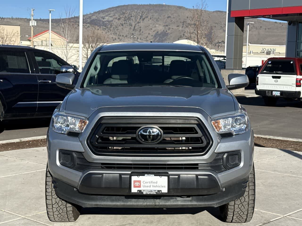 Thumbnail: 2023 Toyota Tacoma - 3