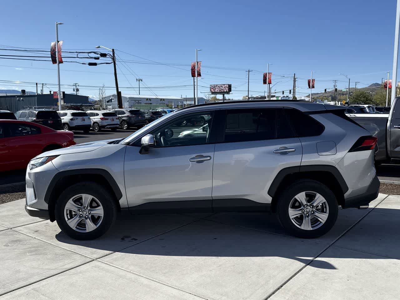 Thumbnail: 2025 Toyota RAV4 - 2