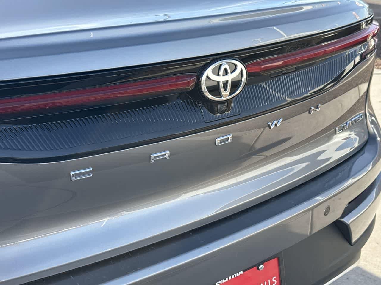 Thumbnail: 2023 Toyota Crown - 9