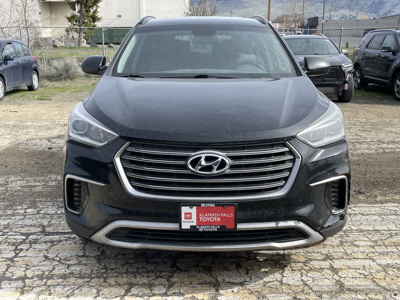 Thumbnail: 2017 Hyundai Santa Fe - 2
