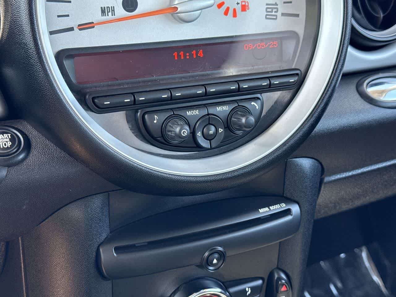 Thumbnail: 2013 MINI Cooper Hardtop - 17