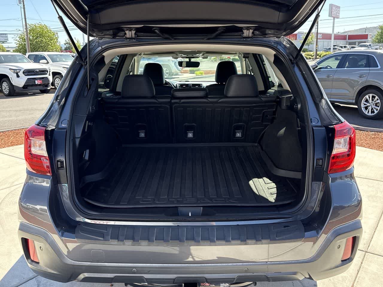 Thumbnail: 2018 Subaru Outback - 6
