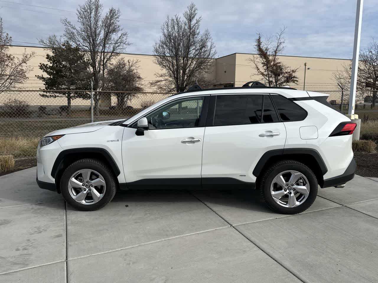 Thumbnail: 2019 Toyota RAV4 - 2
