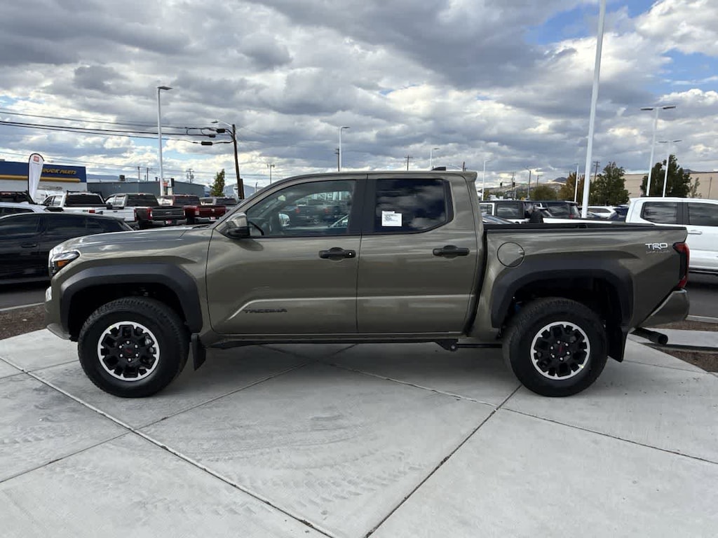 New 2025 Toyota Tacoma TRD Off-Road Truck Double Cab