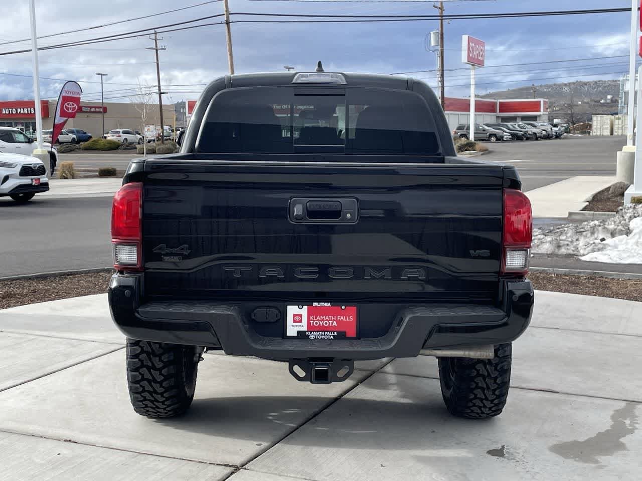 Thumbnail: 2023 Toyota Tacoma - 4