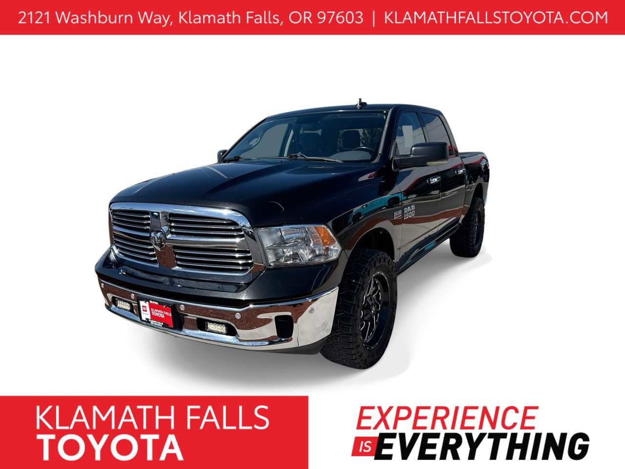 2017 RAM 1500 Big Horn 4x4 Crew Cab 5'7's photo