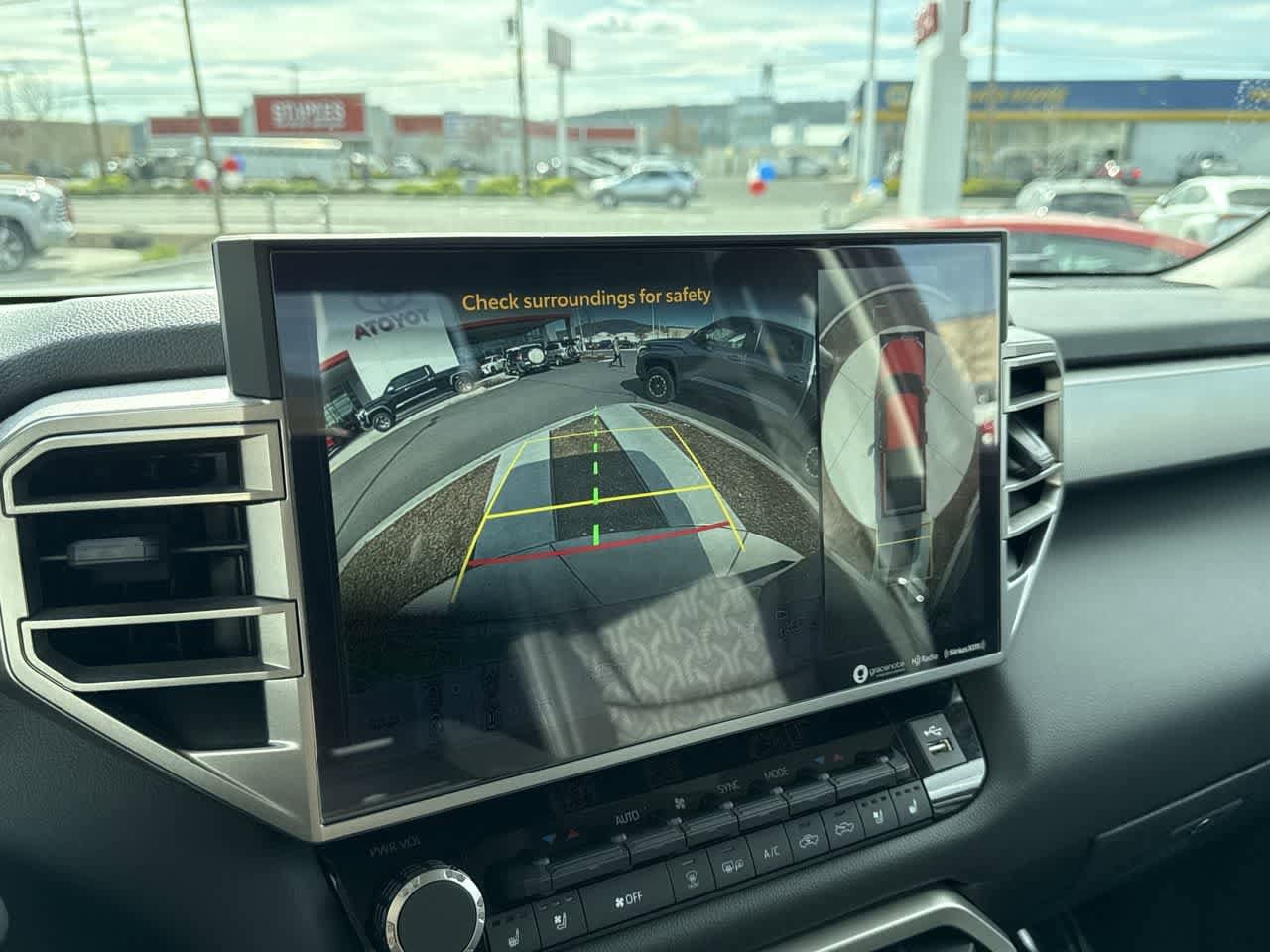 Thumbnail: 2024 Toyota Tundra - 19