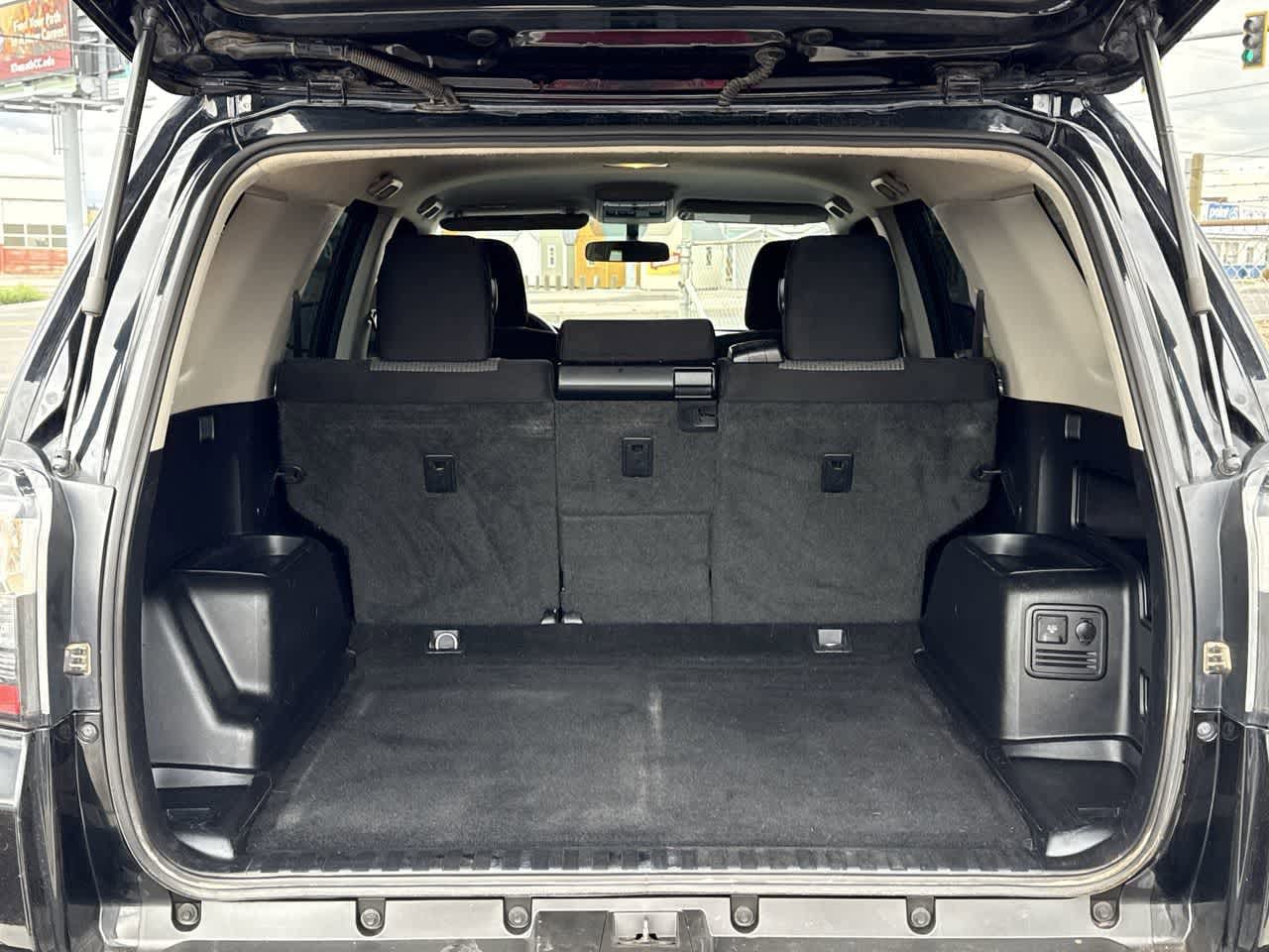 Thumbnail: 2016 Toyota 4Runner - 6