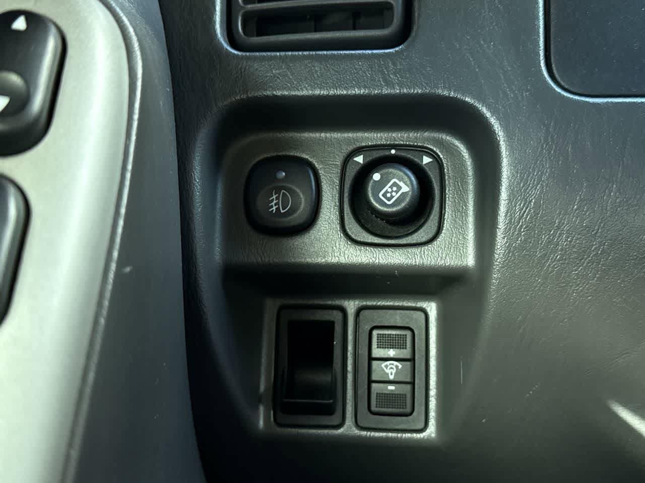 Thumbnail: 2006 Ford Escape - 20