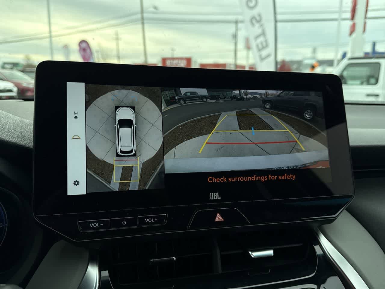 Thumbnail: 2024 Toyota Venza - 19