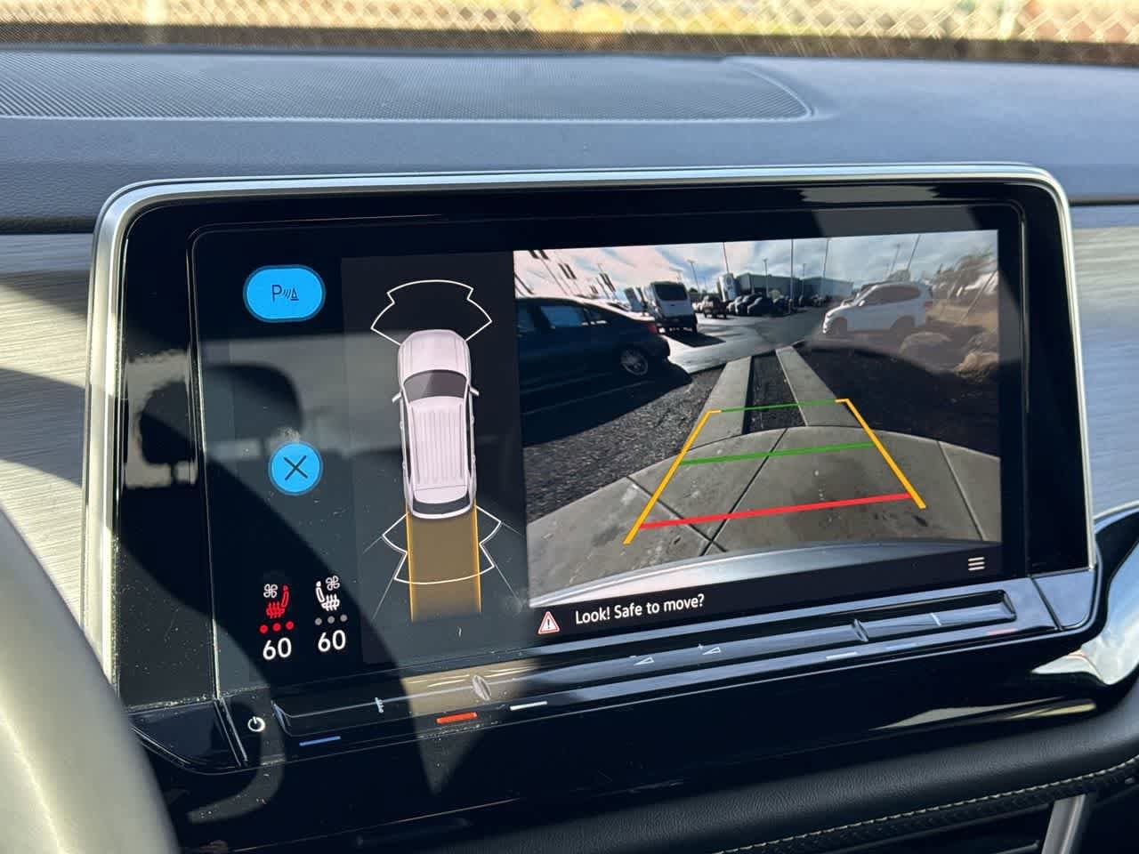 Thumbnail: 2024 Volkswagen Atlas - 19