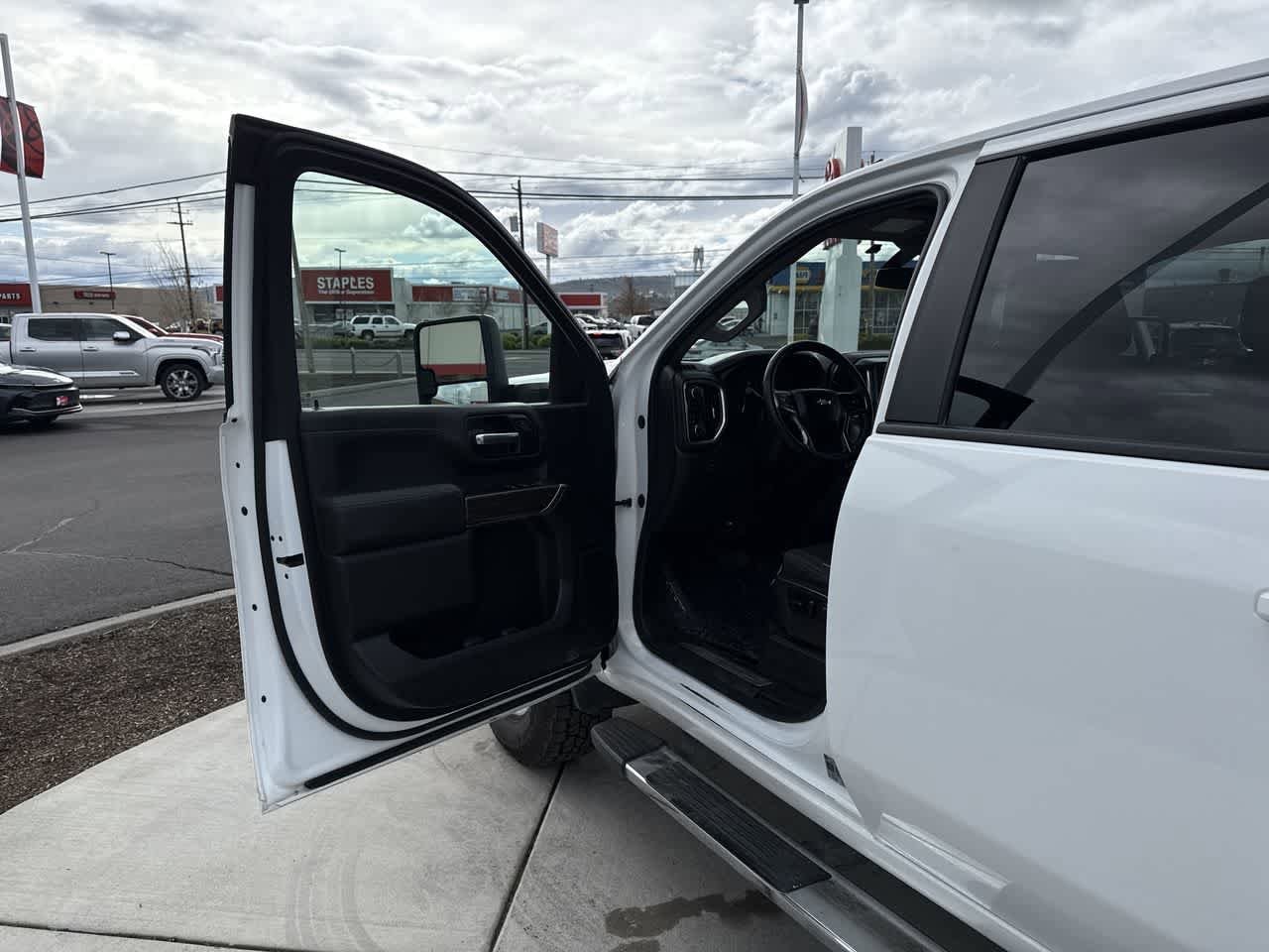 Thumbnail: 2022 Chevrolet Silverado 2500 - 10