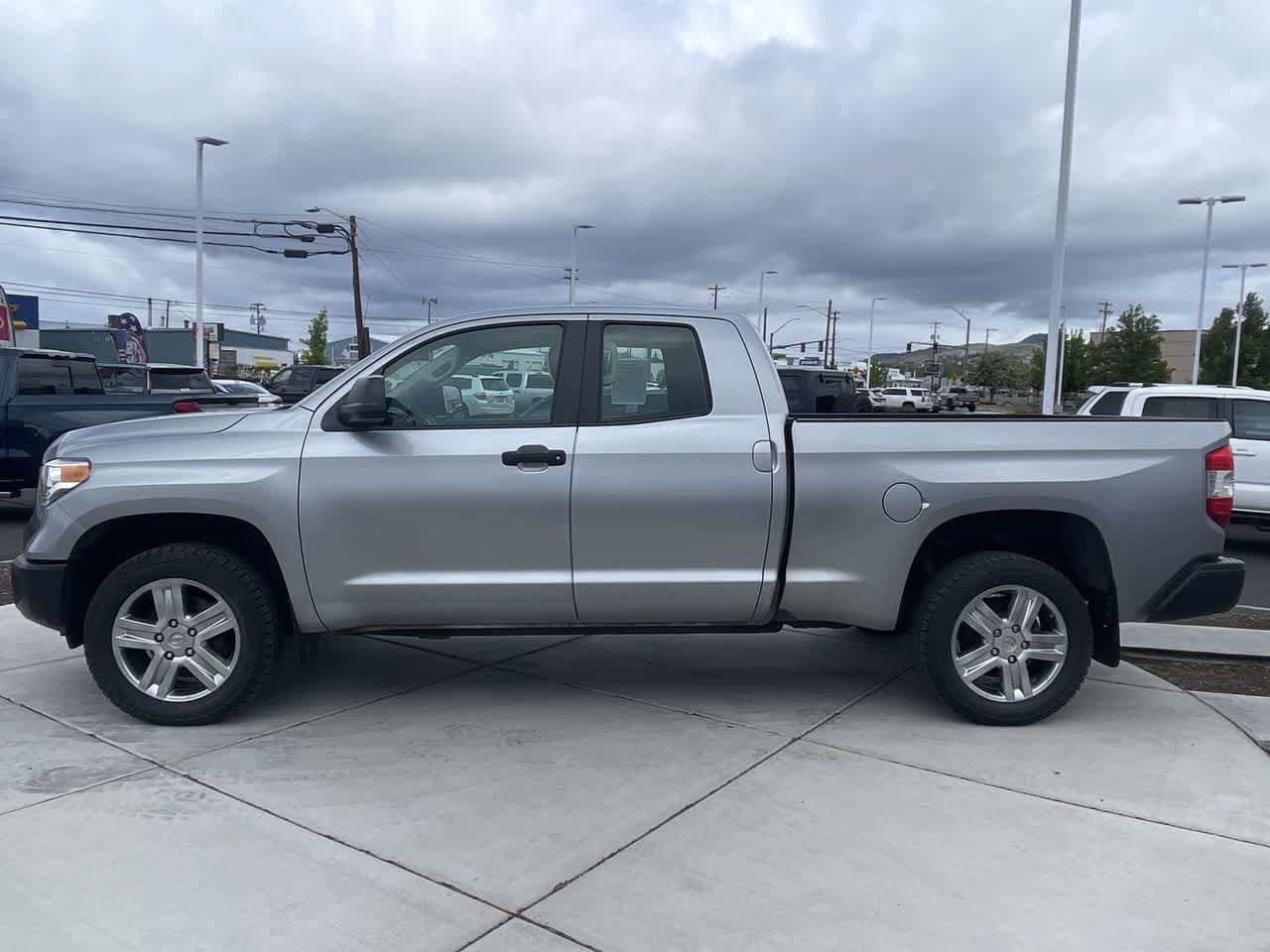 Thumbnail: 2014 Toyota Tundra - 2