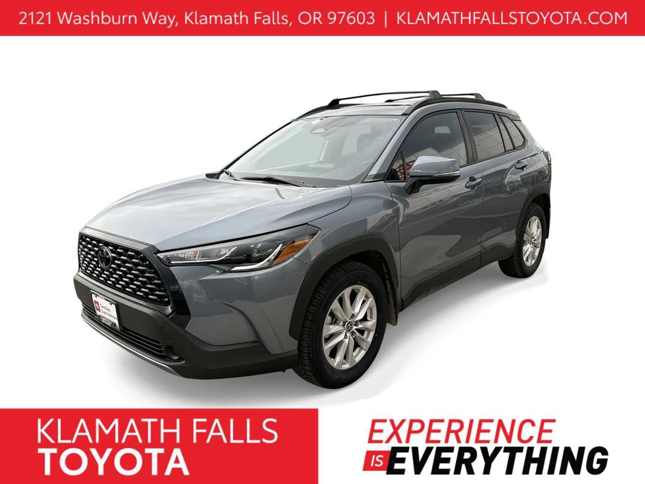 2023 Toyota Corolla Cross LE's photo