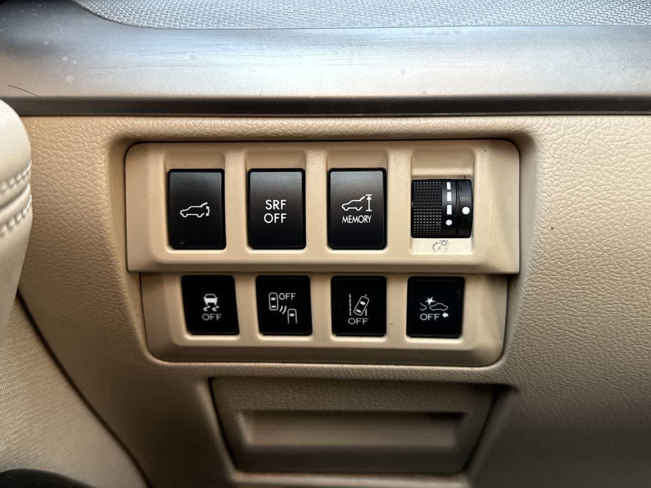 Thumbnail: 2015 Subaru Outback - 21