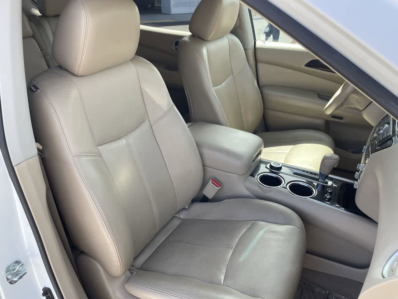 2013 Nissan Pathfinder Platinum 16