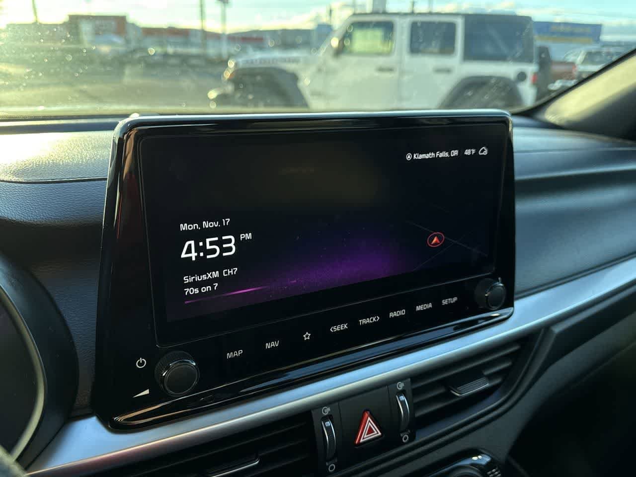 Thumbnail: 2023 Kia Forte - 18