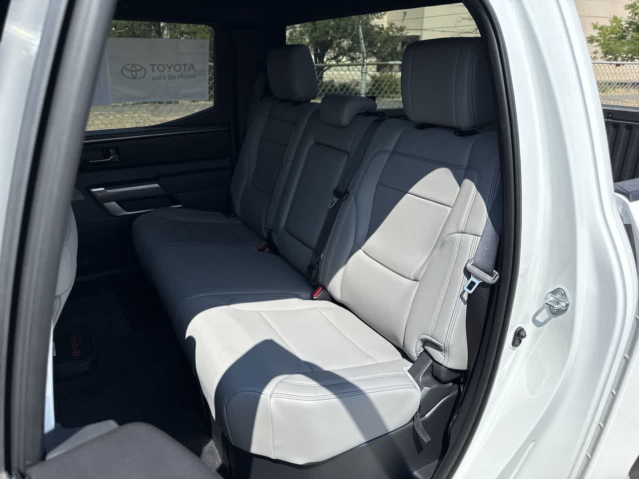 2026 Toyota Tundra SR5 - Photo 12