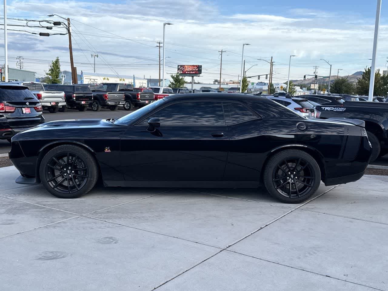 2C3CDZFJ5MH551083
