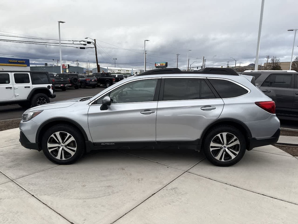 Used 2018 Subaru Outback 3.6R Limited SUV
