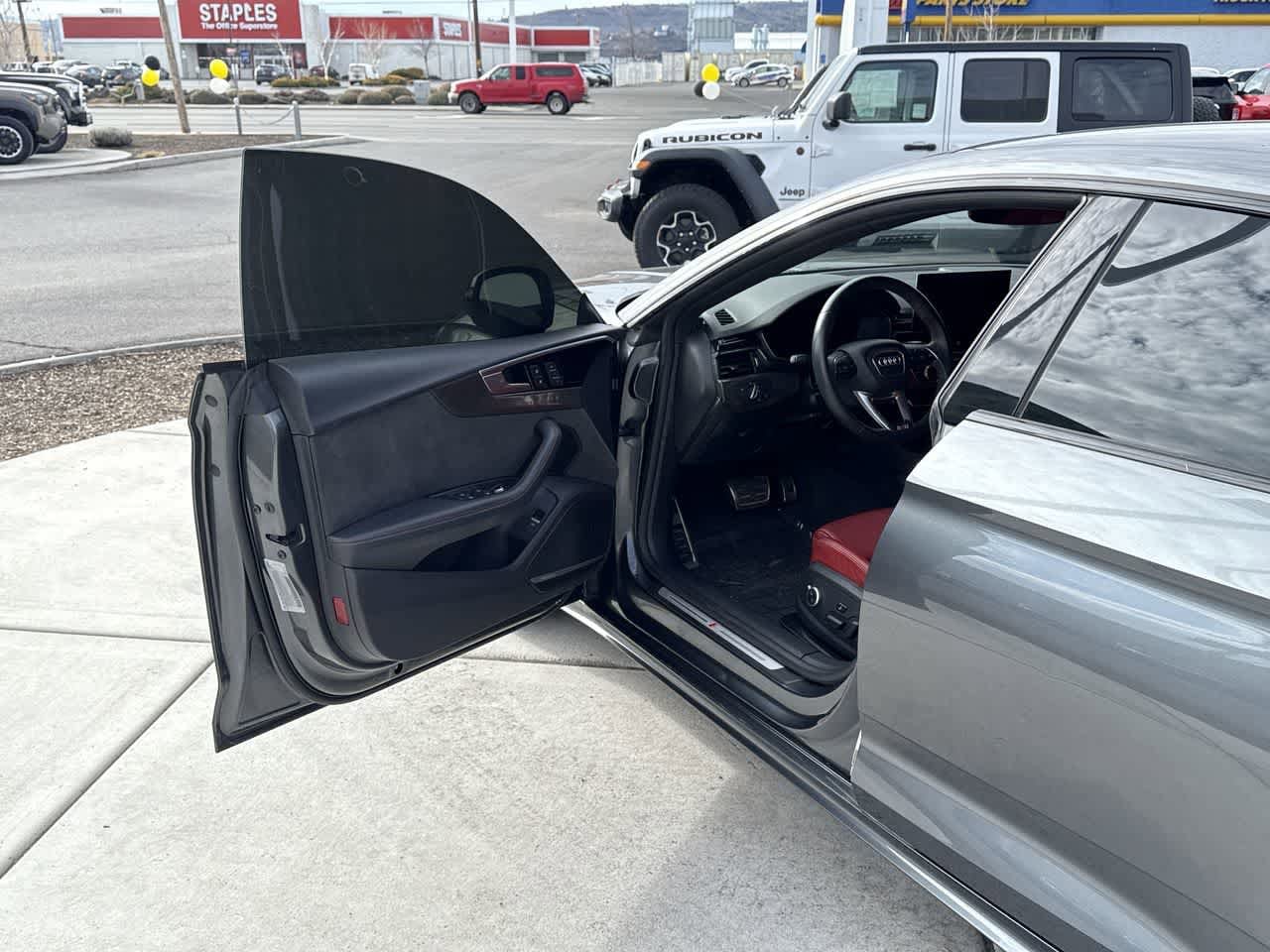 Thumbnail: 2021 Audi S5 - 10