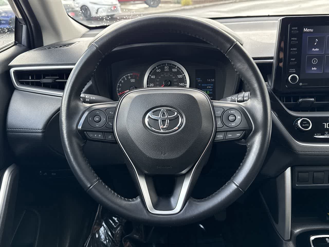 Thumbnail: 2022 Toyota Corolla Cross - 16