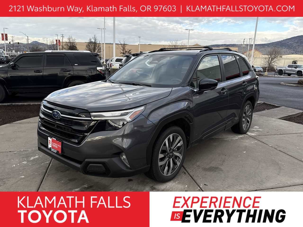 2025 Subaru Forester Touring's photo