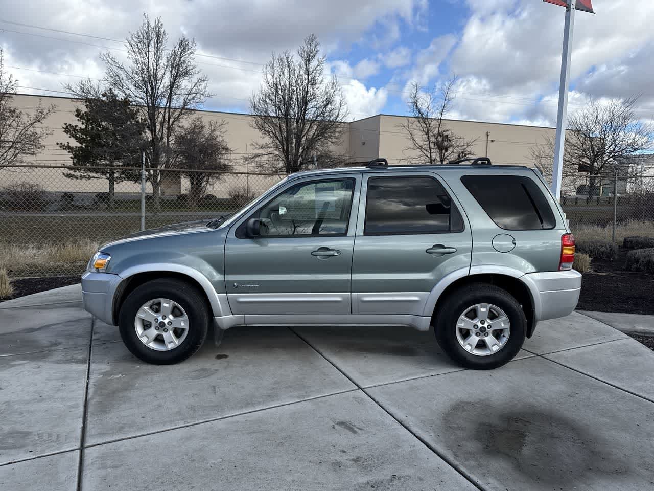 Thumbnail: 2006 Ford Escape - 2