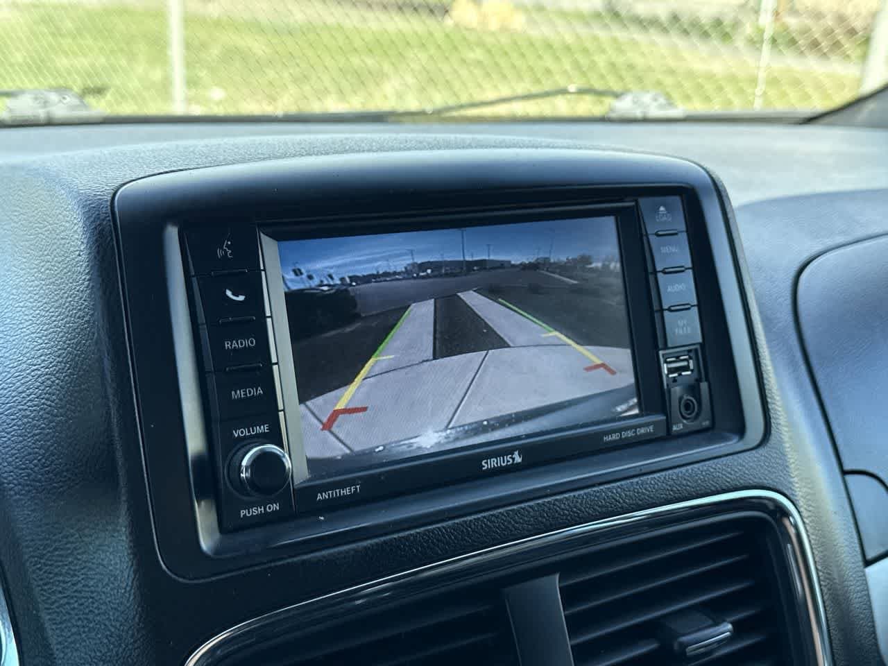 Thumbnail: 2019 Dodge Grand Caravan - 21