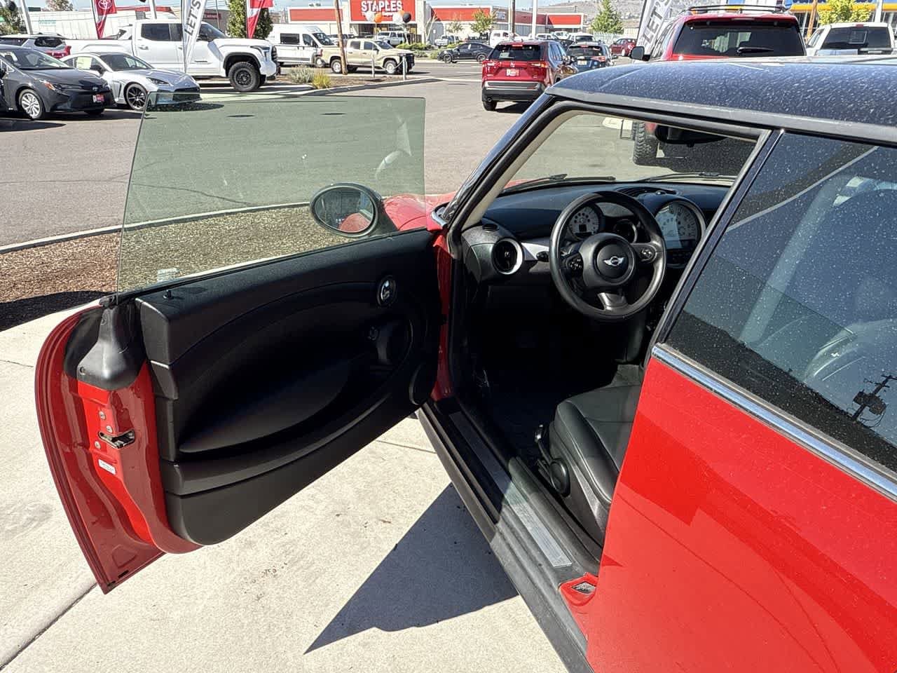 Thumbnail: 2013 MINI Cooper Hardtop - 10