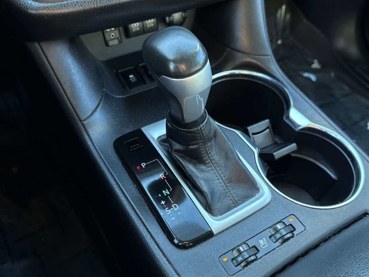 Thumbnail: 2018 Toyota Highlander - 21