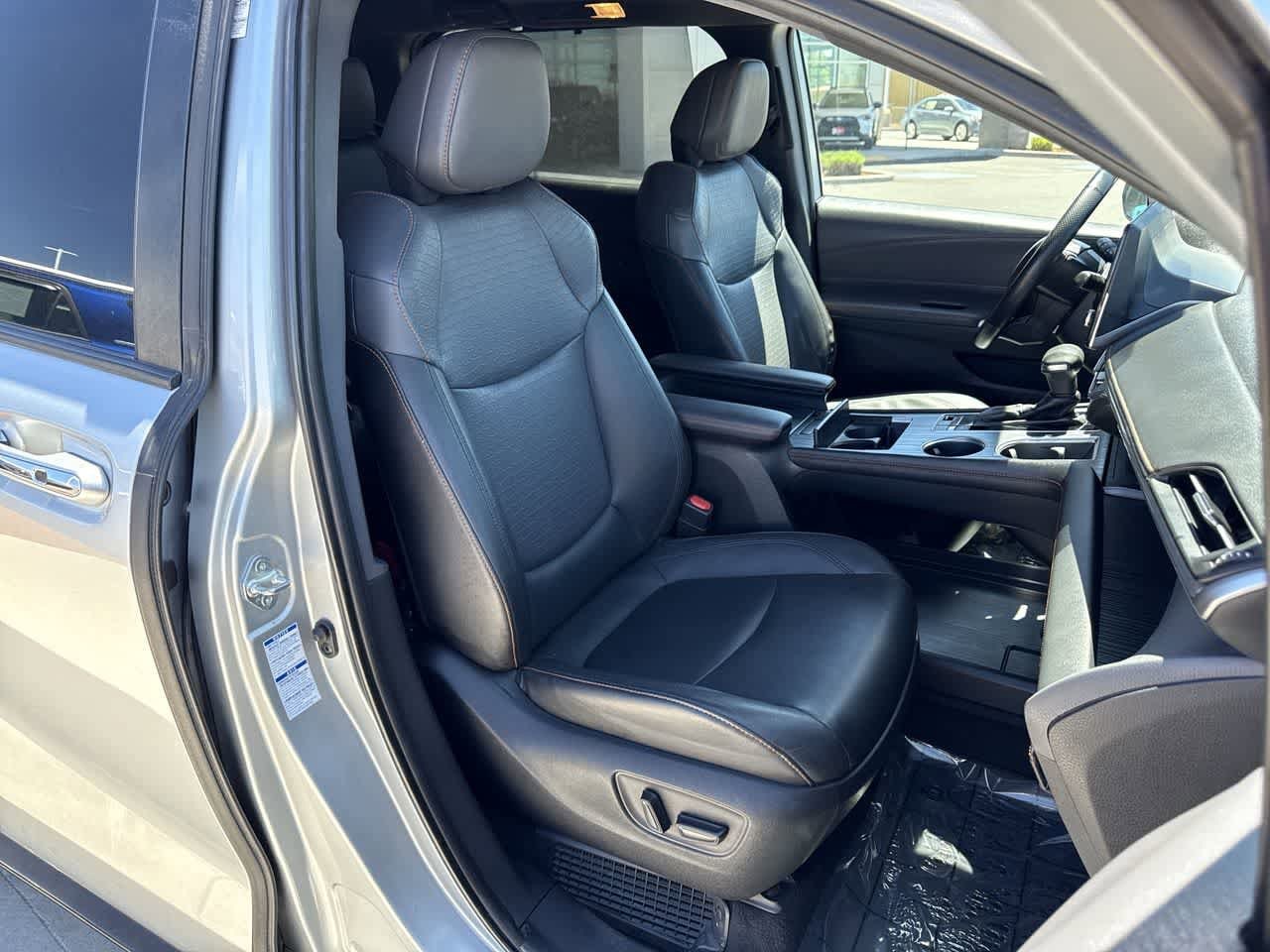 Thumbnail: 2022 Toyota Sienna - 15