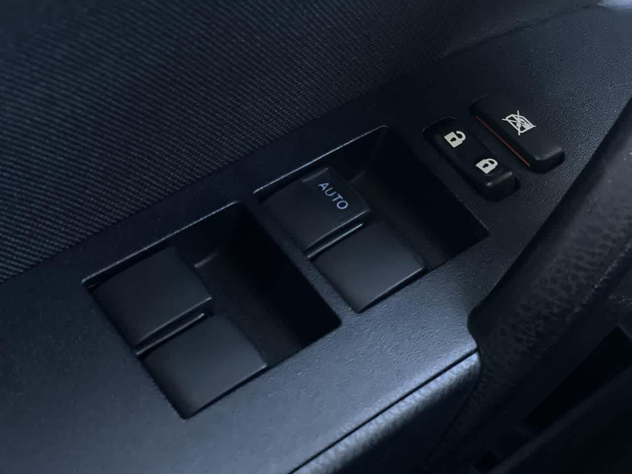 Thumbnail: 2016 Toyota Corolla - 22