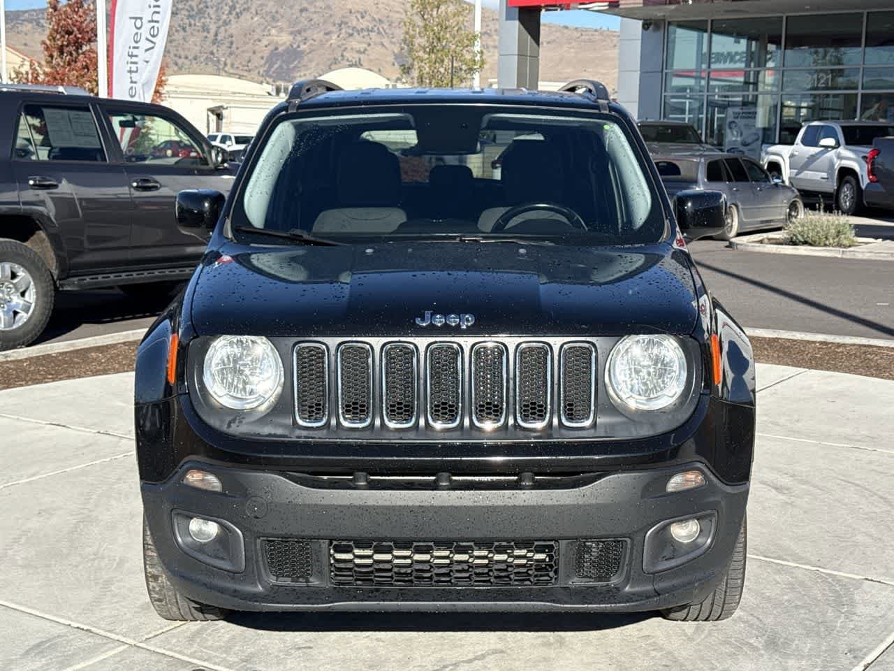 Thumbnail: 2017 Jeep Renegade - 3
