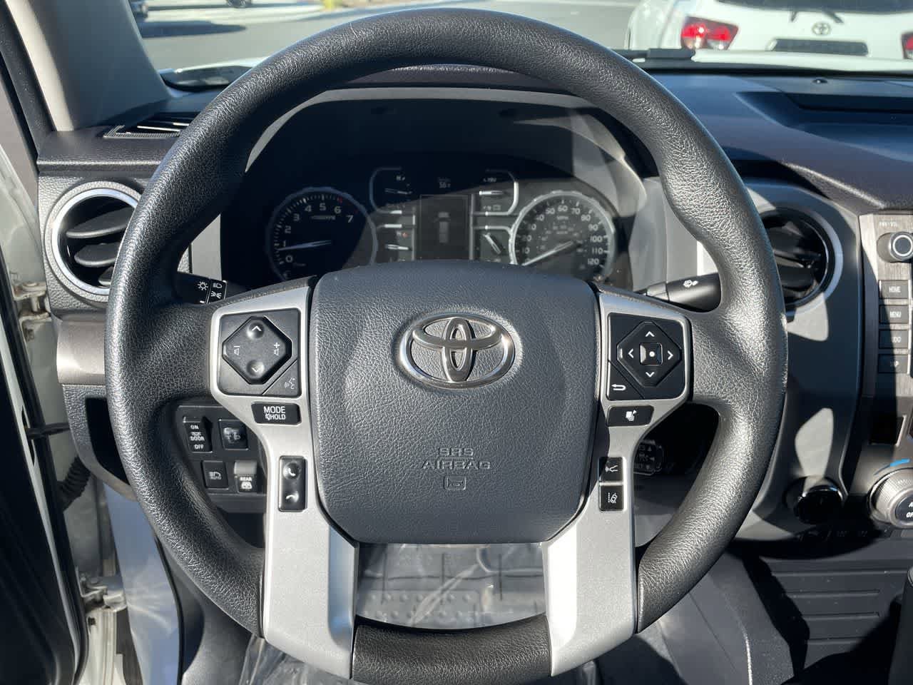 Thumbnail: 2020 Toyota Tundra - 19