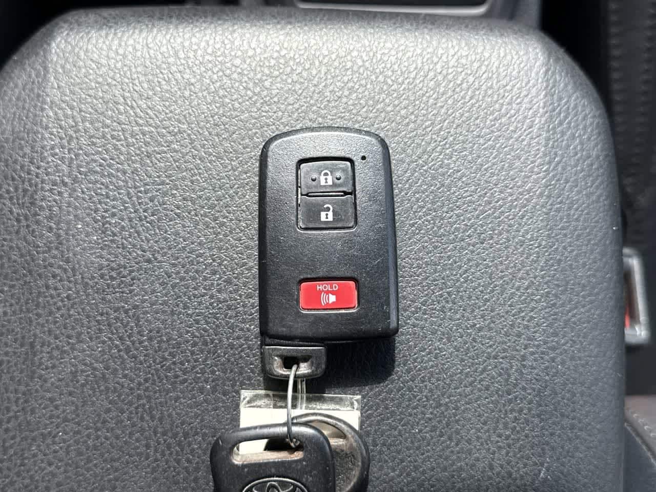 Thumbnail: 2022 Toyota Tacoma - 23