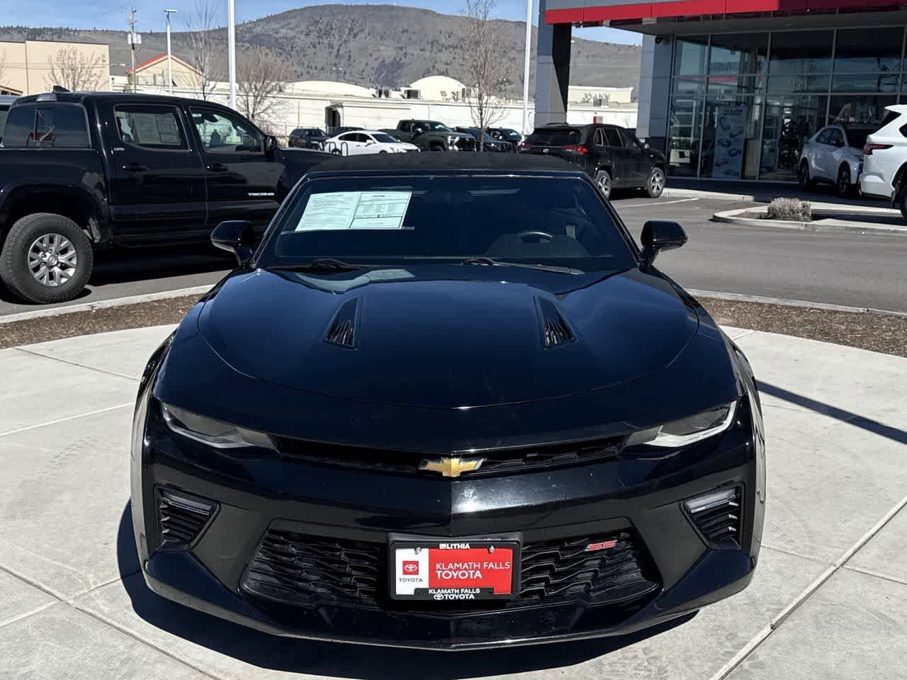 Thumbnail: 2017 Chevrolet Camaro - 3