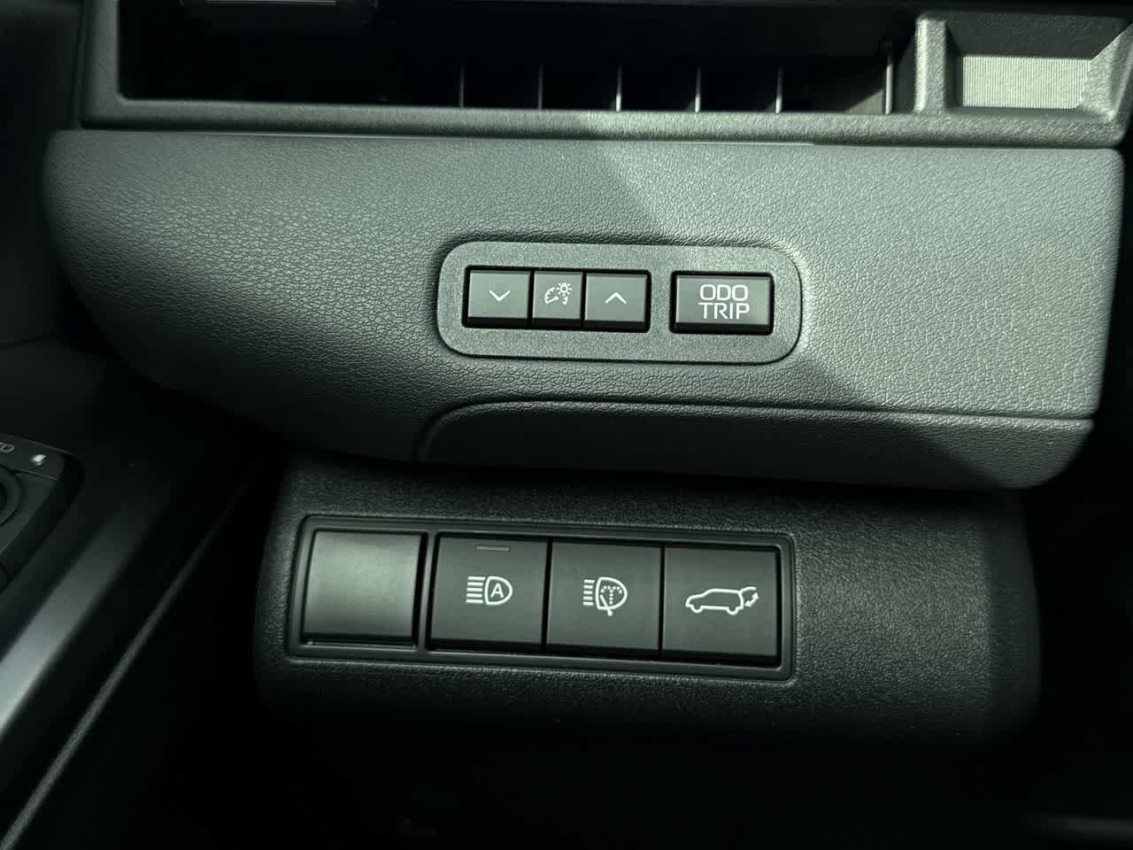 Thumbnail: 2026 Toyota bZ - 21