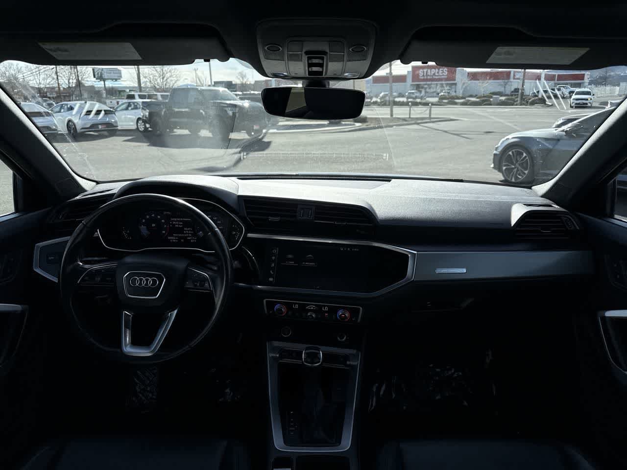 Thumbnail: 2023 Audi Q3 - 15