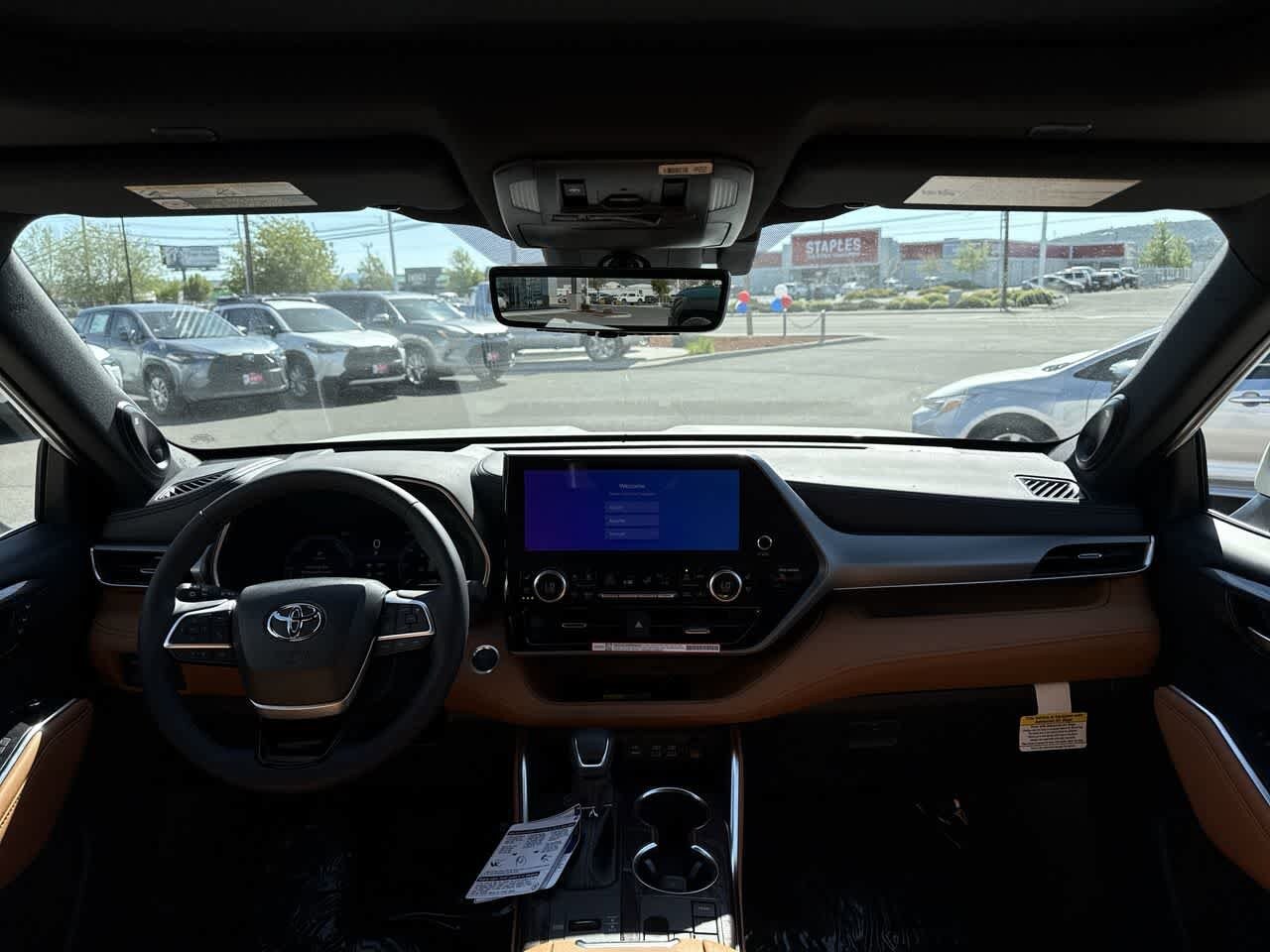 Thumbnail: 2026 Toyota Highlander - 16