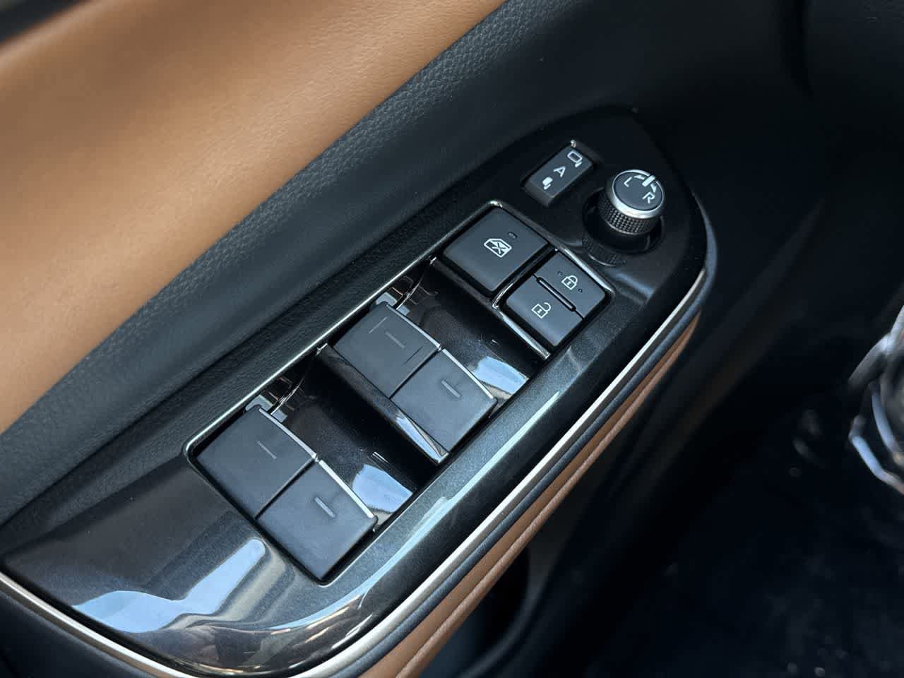 Thumbnail: 2026 Toyota Crown Signia - 22