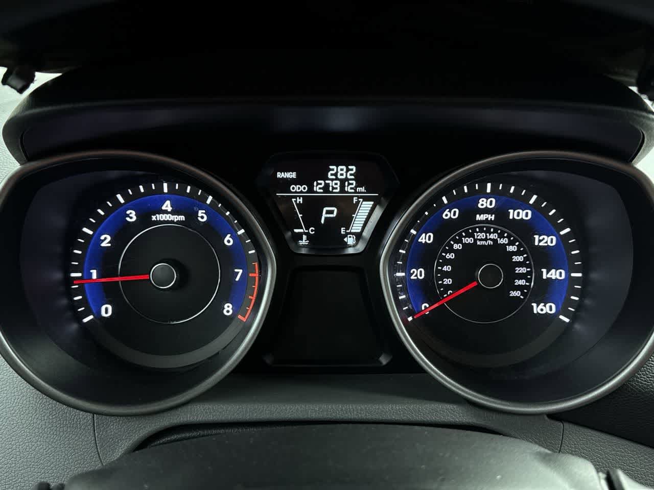 Thumbnail: 2011 Hyundai Elantra - 17