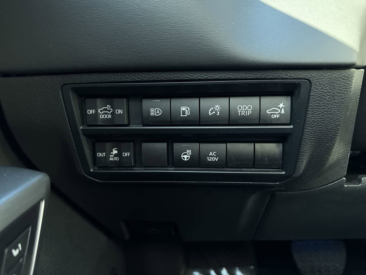 Thumbnail: 2024 Toyota Tundra - 21