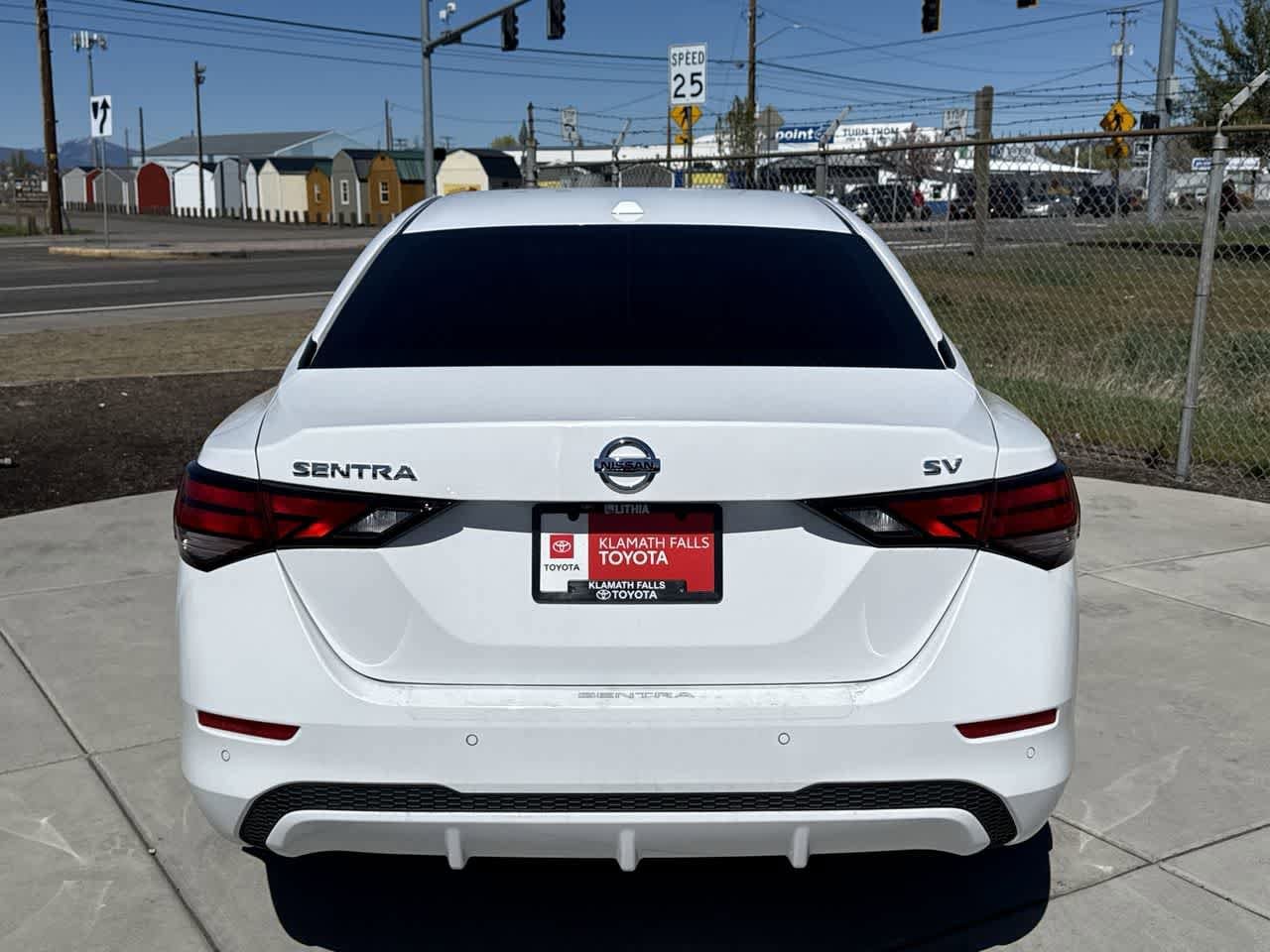 Thumbnail: 2022 Nissan Sentra - 4